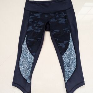 LULULEMON 6 WUNDER UNDER capri crop Sashiko Inkwell Navy Blue Camo camouflage